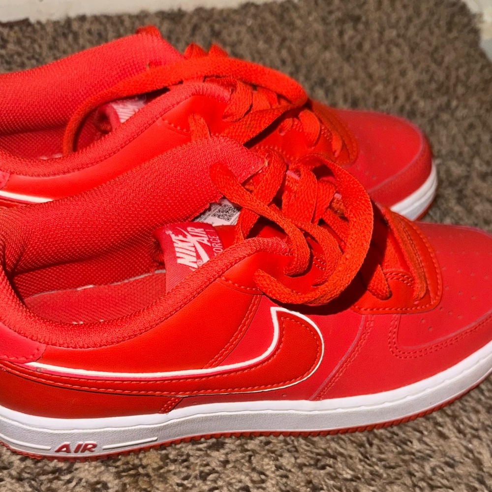 Nike Kids Bright orange Sneakers